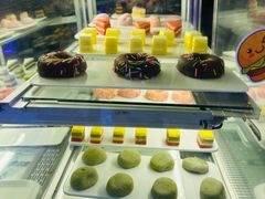 -钱小主·自助回旋烤肉火锅餐厅(东方新天地店)