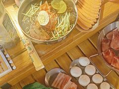 -叽叽扎扎烤肉场(生态城万达店)