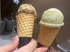 -Fridi Patisserie Cafe