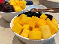 芒果白雪黑糯米-小团圆糖水铺(襄阳南路店)