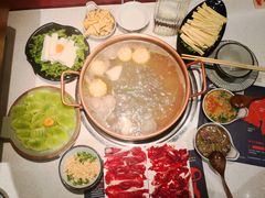 吊龙-牛村来人潮汕牛肉火锅(西单店)