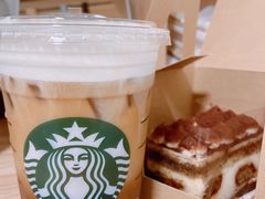 星巴克咖啡提拉米苏蛋糕-星巴克臻选(宁波北仑银泰城店)