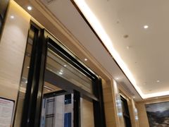 -王牌国际酒店(深圳北站店)