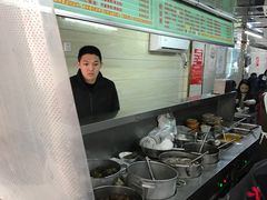 自助取餐区-芳婆糕团店(王府大街店)