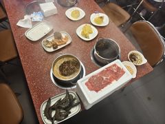 -四囍码头海鲜烧烤自助火锅(外滩南京东路悦荟广场店)