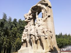 -上海市龙华烈士陵园