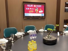 -忆江南·临江鱼馆