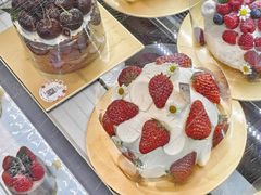 -花花卷卷·鲜食蛋糕(静安久光百货店)