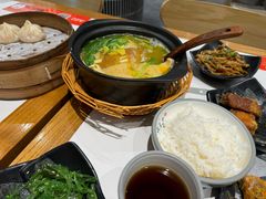 -馋三尺蟹粉小笼(人民广场店)