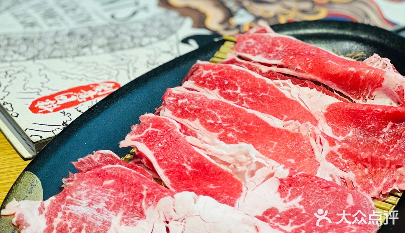 魔都日料届也太卷了吧，居然还卖起了“鲜花”？！