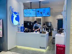 -瑞幸咖啡(凯德虹口龙之梦店)