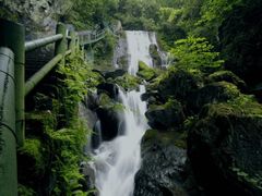 -藏龙百瀑风景区