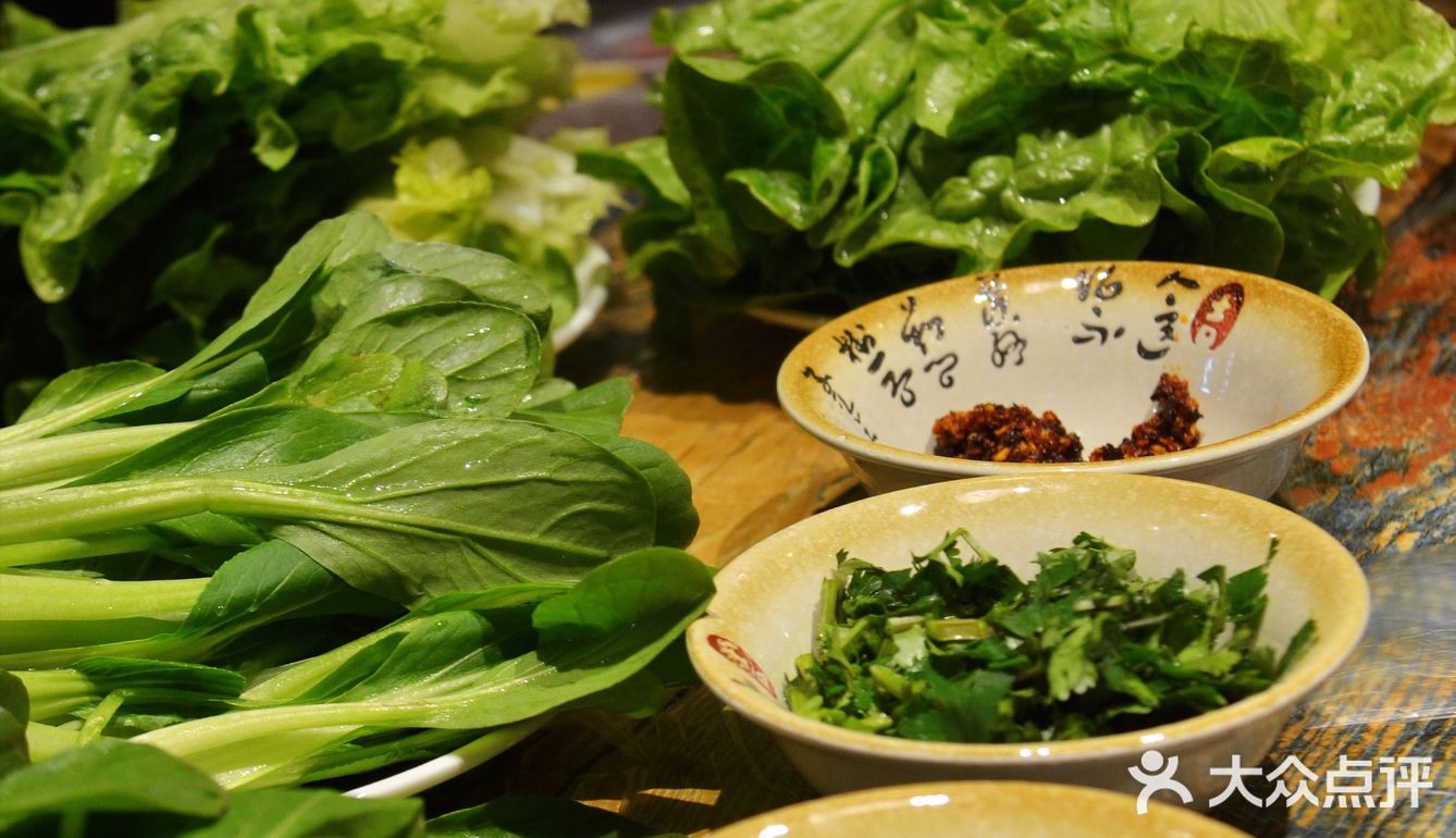 冬天一定要来吃老北京铜锅涮羊肉啊