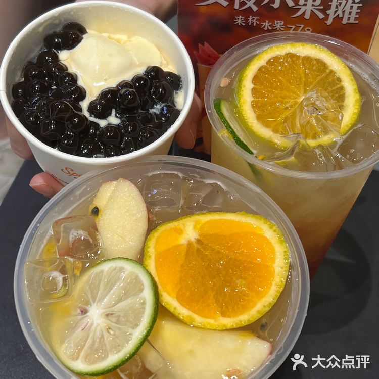 喝CoCo水果桶还有送冰淇淋球！