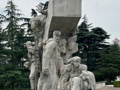 -上海市龙华烈士陵园