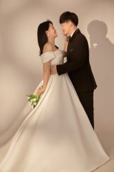 -麦田·婚纱摄影(天河新天地店)