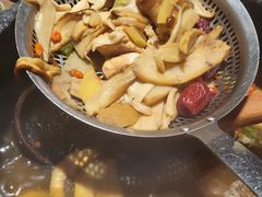 -蘑界·野生菌火锅(深业上城店)