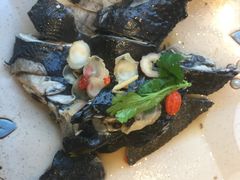 药膳乌鸡半只-沙龙酒家