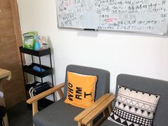 -两知·自习室(三峡广场总店)