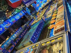 -鱼满舱·鲜活海鲜·正宗鲁菜