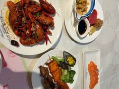 -四海一家自助餐(益田假日广场店)