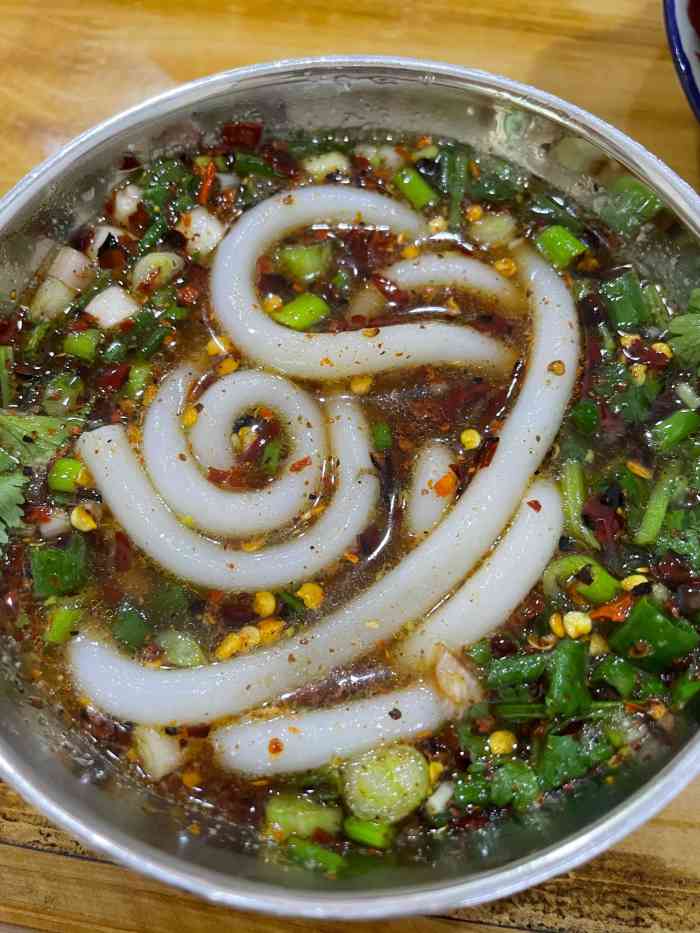 贵州沾水米线(学田湾店)-"可以说是从小吃到大的店店了,没有很好的环.