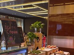 -大中华希尔顿酒店-念自助餐·嗨啤·小龙虾