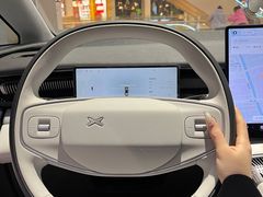 -小鹏汽车体验中心(苏州龙湖狮山天街店)