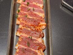 -山川小町·极番烧肉(新地假日广场店)