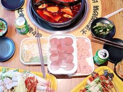 番茄牛油鸳鸯锅-牛小嫩串串火锅(老国贸总店)