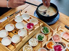-双桥园·云南过桥米线(古城南门店)