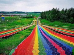 -北纬44度·金珠花海休闲农业旅游景区