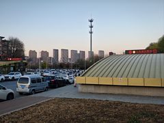 -人杰湖公园(地铁站)