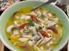 酸菜鱼-新白鹿餐厅(爱琴海购物中心店)
