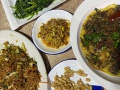 -美味海鲜大排档(明发美食地标店)