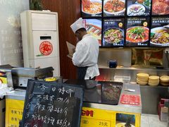-小老板海鲜酒家(董家渡店)
