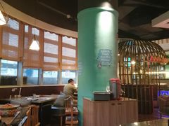 -三人行骨头王火锅(长寿店)