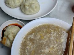 饣它汤加蛋-许老八包子铺(回龙窝店)