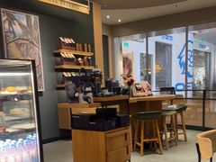 -星巴克臻选(南京金茂览秀城店)