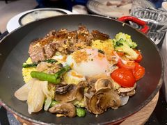 黑松露牛排饭佐温泉蛋-西堤厚牛排(国瑞店)