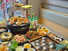 -围炉肉舍•炭烤活鳗•丹东海鲜烤肉(步行街店)