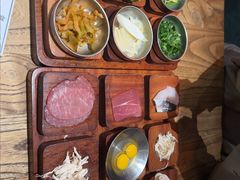-银米·云南传统过桥米线(双廊黑金冠店)