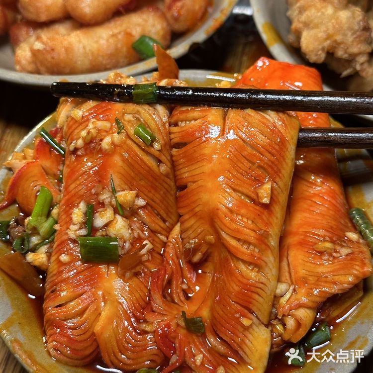 这才是重庆本地人真正喜欢吃的社区老火锅！