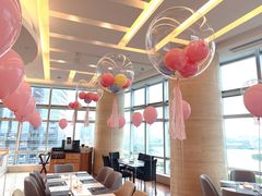 -湖景知味西餐厅•自助餐• 轻食(南京金茂威斯汀大酒店)
