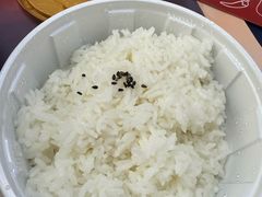 -老牌坊云南鱼豆花火锅(爱建店)