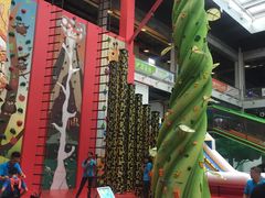 -蒙特利亲子乐园