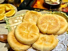 -老牌坊云南鱼豆花火锅(嵩山店)