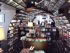 -钟书阁(珍园店)