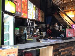 -零重力蹦床空间·滑梯·海洋球·团建(奥特莱斯店)