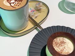 -潮一不贰·法式甜品·生日蛋糕·西式简餐(外滩店)